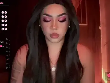 Stripchat Free Live Porn of madam_agnes1