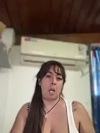 Stripchat Sex Cam of Sofyalone_