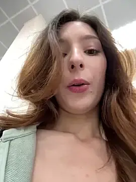 Stripchat Free Porn Cam of LilluKatten