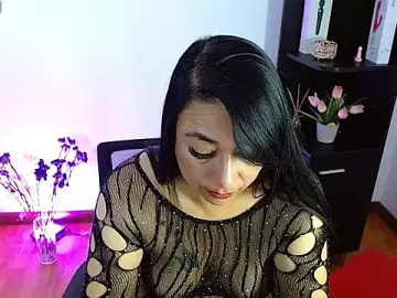 Stripchat Live Porn of karimelee_