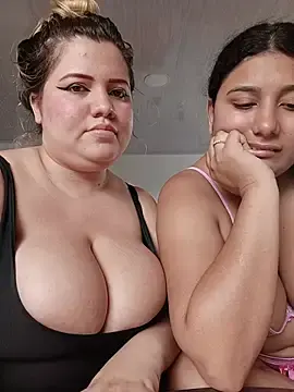Stripchat Nude Webcam of Sara_y_Amy