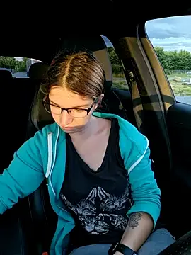Stripchat Sex Cam of Mercedeswoman8