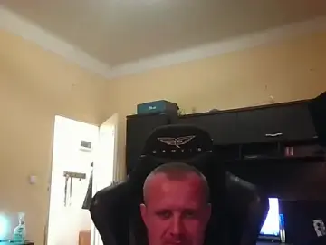 Stripchat Best live sex cam show of MrWhitePL