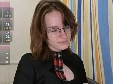 Stripchat Free Live Porn of PliantMissus