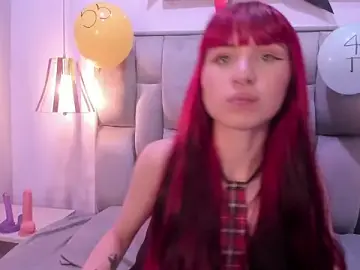 Stripchat Sex Cam of Aly-Sweetie