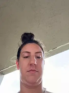 Stripchat Live Sex Cam of sweetsirenn