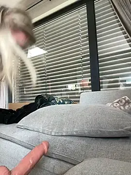 Stripchat Nude Webcam of Bella-Tight
