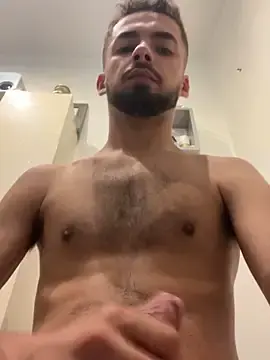 Stripchat Adult Video Chat of romain698