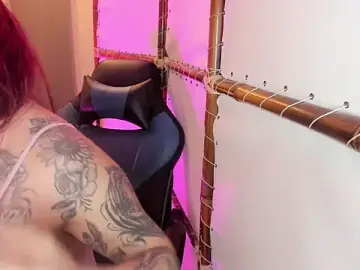 Stripchat Watch Live Sex Cams of Scarbadgirl_