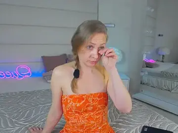 Stripchat Adult Webcam of KamilaLod