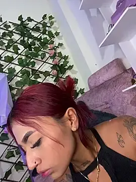 Stripchat Nude Webcam of Dirty_isabella18