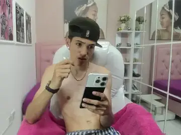 Stripchat Best live sex cam show of Asher_costa