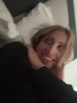 Stripchat Free Porn Cam of Ameellie