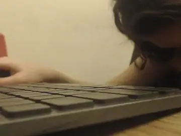 Stripchat Live Sex Cam of 24k_