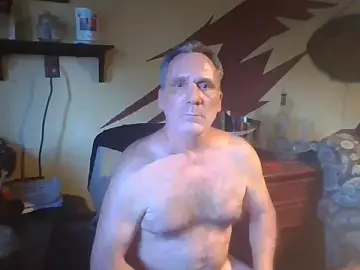 Stripchat Live Sex Cam of HunkofRock