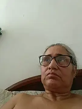Stripchat Live Sex of _candi