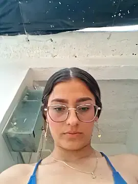 Stripchat Free Live Porn of Ary-18