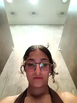 Stripchat Live Sex of Ary-18