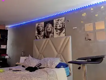Stripchat Free Porn Cam of sexyzoe_69