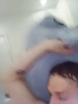 Stripchat Free Porn Cam of Caliguy36