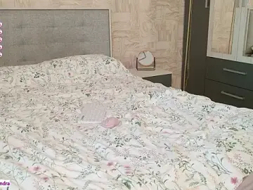 Stripchat Free Porn Cam of LIl_Sandra