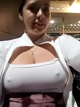 Stripchat Free Porn Cam of alana_69