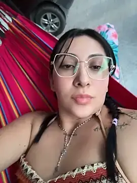 Stripchat Nude Webcam of KittyObsession