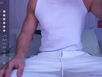 Stripchat Live Sex Cam of wild_col_