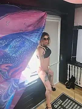 Stripchat Watch Live Sex Cams of DomMONIKA