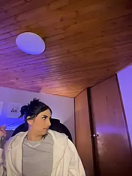 Stripchat Live Sex Cam of Hilary_pinkk