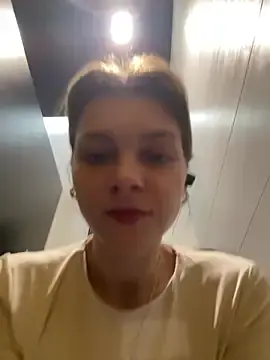 Stripchat Watch Live Sex Cams of ValenciaShock