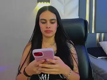 Stripchat Free Porn Cam of ChloeHarper_