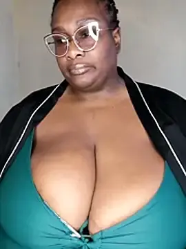 Stripchat Private Sex Chat of bustytitsxxx