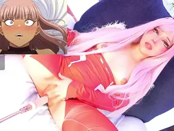 Stripchat Sex Cam of Kira--