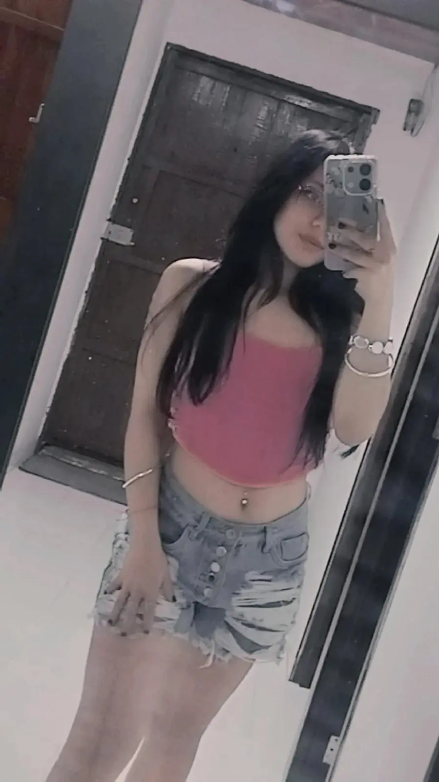 abril_collinz