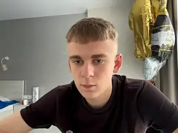 Stripchat Adult Webcam of SoloFury