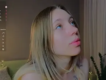 Stripchat Nude Webcam of BlondeKelly
