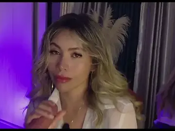 Stripchat Live Sex Cam of Ammy_Castro