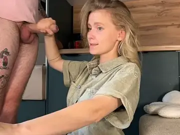 Stripchat Best live sex cam show of Adelovenick
