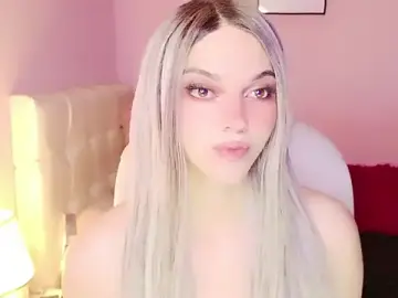 Stripchat Live Sex Cam of EvaEvangeline