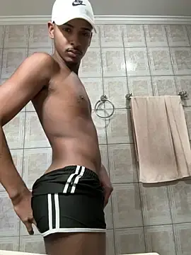 Stripchat Best Webcam of pretin19cm1