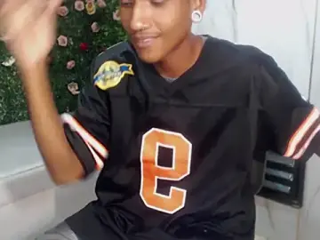 Stripchat Adult Webcam of ManSant