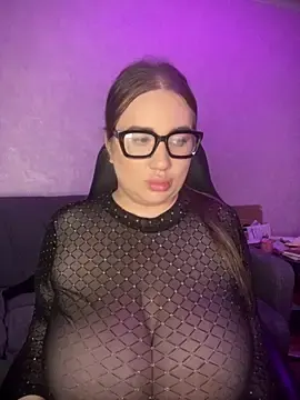 Stripchat Watch Live Sex Cams of GabiBoobs