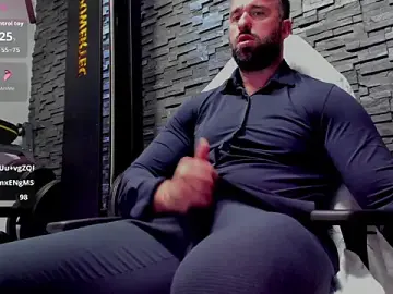 Stripchat Live Sex of David_Big_Daddy