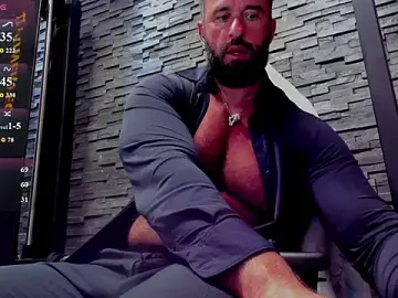 Stripchat Live Sex of David_Big_Daddy