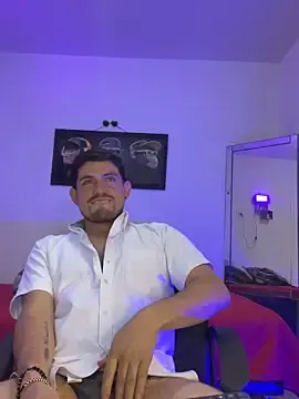 Stripchat Best live sex cam show of williamsmiiths16