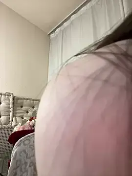 Stripchat Live Sex of MiraXS