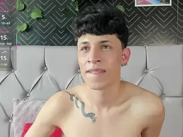 Stripchat Best live sex cam show of Axel__Evans