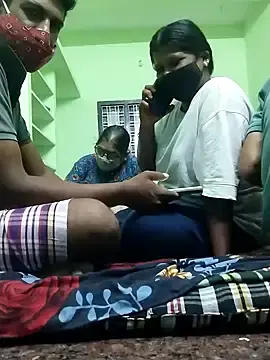 Stripchat Watch Live Sex Cams of Hotviyaja-sexy