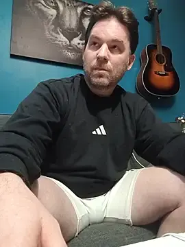 Stripchat Adult Webcam of tom_sauwer